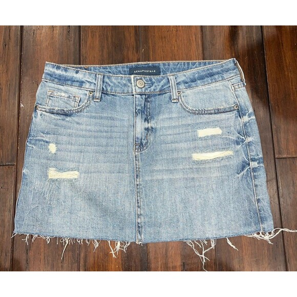 Aeropostale / Denim Blue Jean Raw Edge Hem Fringe A-Line Mini Skirt / Size 8 - Picture 3 of 7